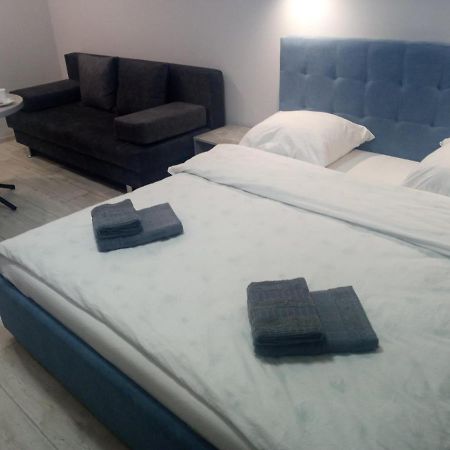 Apartament Yescity! Ужгород Екстериор снимка