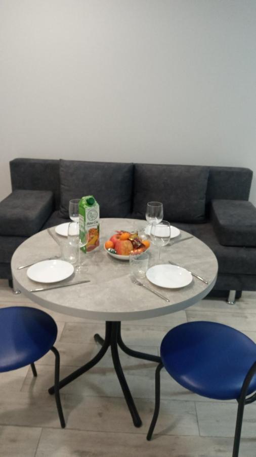 Apartament Yescity! Ужгород Екстериор снимка