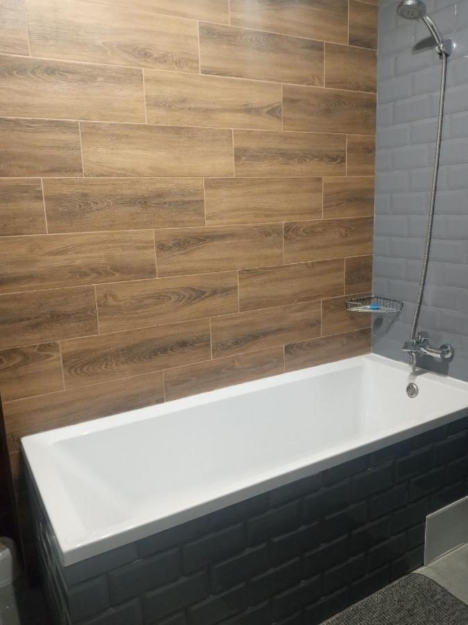 Apartament Yescity! Ужгород Екстериор снимка